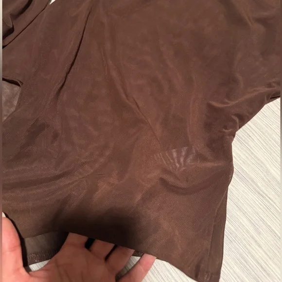 NWOT Zara Chocolate Brown off shoulder bodysuit top - Picture 3 of 3